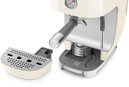Рожковая эспрессо-кофемашина | капучинатор | кремовый | SMEG ECF03CREU №13